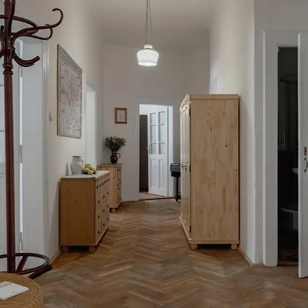 Authentically Stylish With A Mystical View Golem Appartement