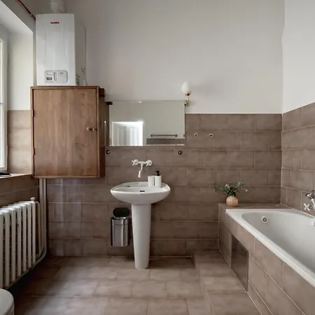 Authentically Stylish With A Mystical View Golem Appartement *